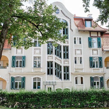 Moderne Dachgeschosswohnung Zentral By Seebnb Velden am Wörthersee Exterior photo